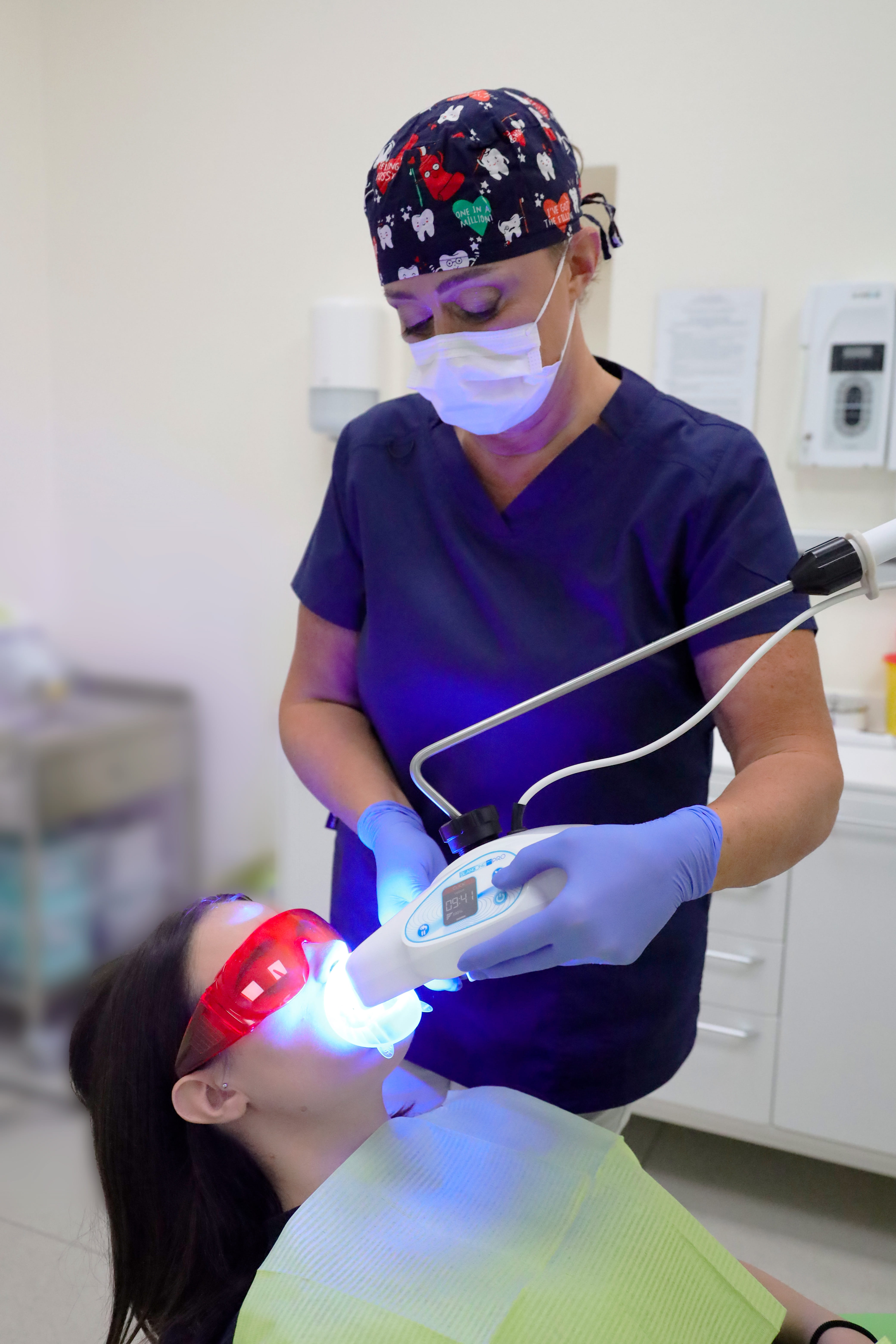 Sbiancamento Dentale Professionale LED Lecco